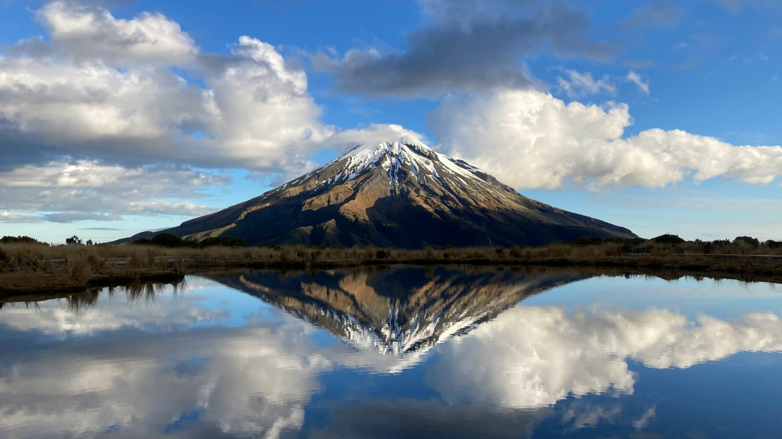 Breathtaking mountain scenery in New Zealand